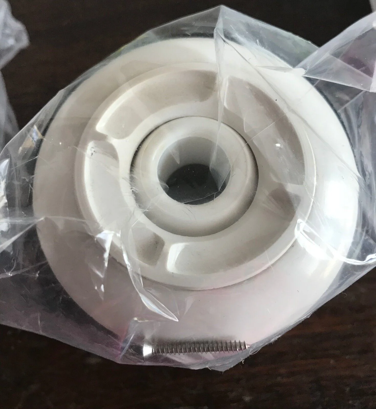 Pentair / Onga / Quiptron Eyeball Threaded Return - 40mm for Fibreglass / Vinyl Pools - Image 2